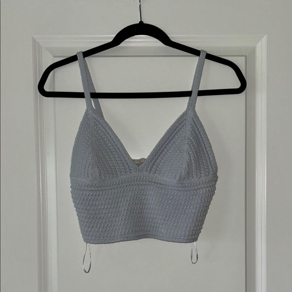 La Hearts Gray V-Neck Crop Tank Top